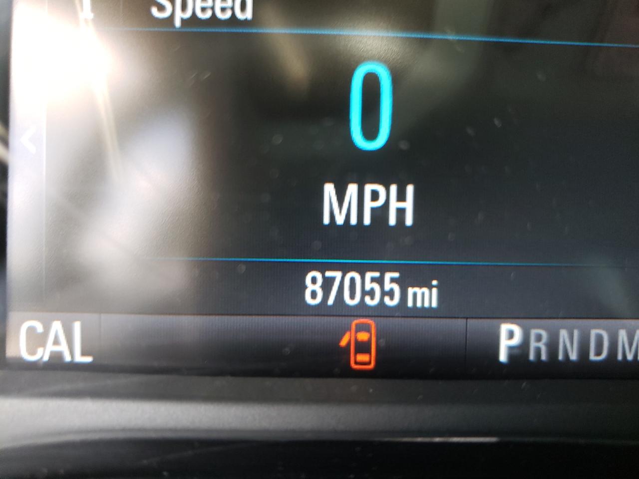 Photo 8 from auction – 2018 CHEVROLET CAMARO LT with VIN 1G1FB1RX4J0102017