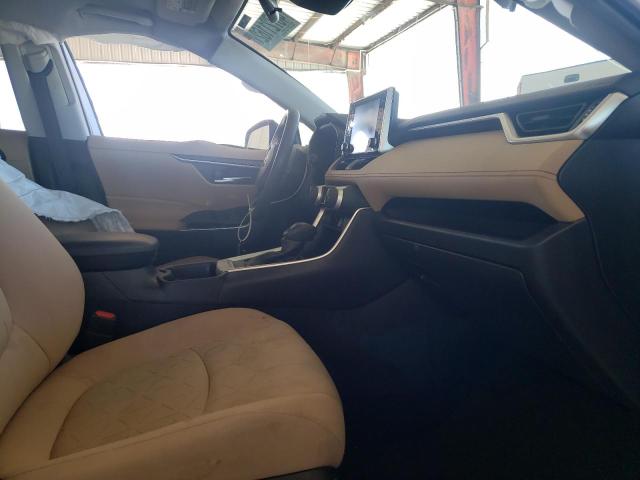 Photo 5 from auction – 2019 TOYOTA RAV4 XLE with VIN JTMW1RFVXKD502170