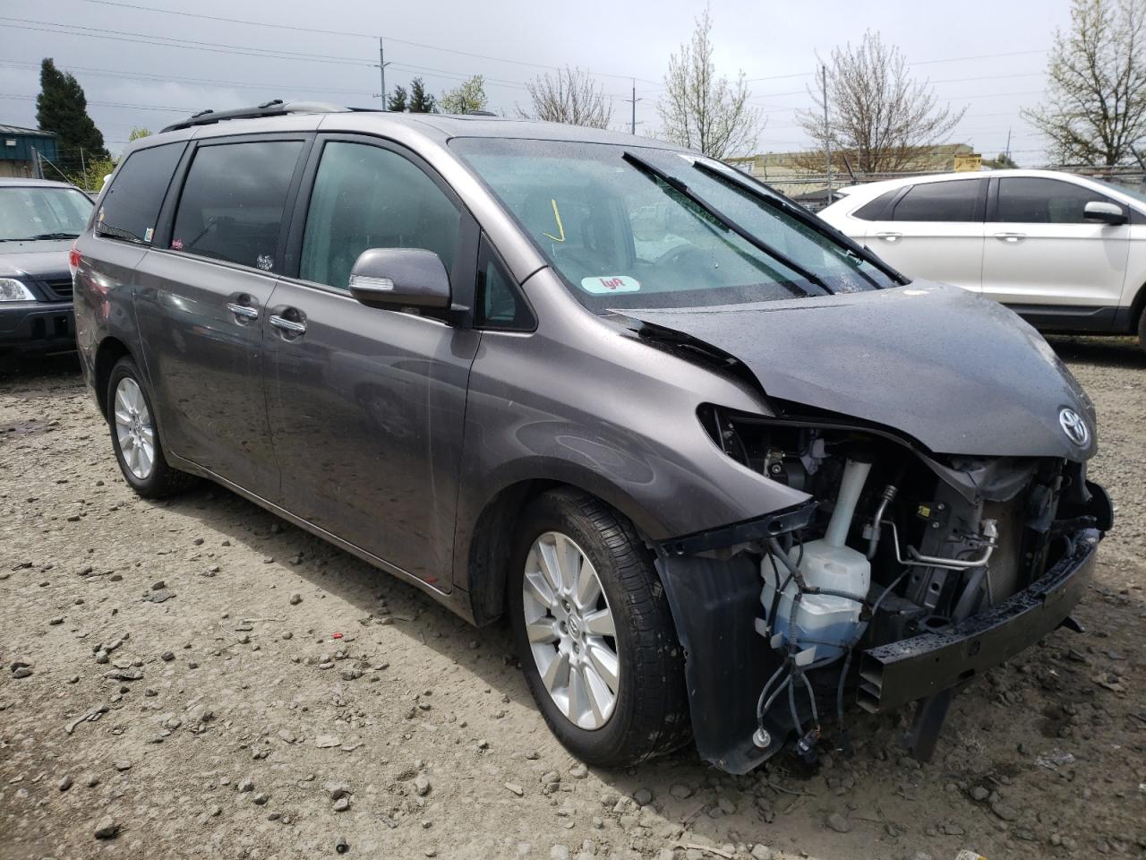 Photo 1 from auction – 2013 TOYOTA SIENNA XLE with VIN 5TDDK3DCXDS069010
