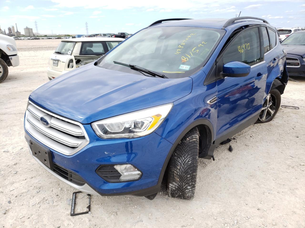 Photo 2 from auction – 2018 FORD ESCAPE SEL with VIN 1FMCU0HD3JUB11592