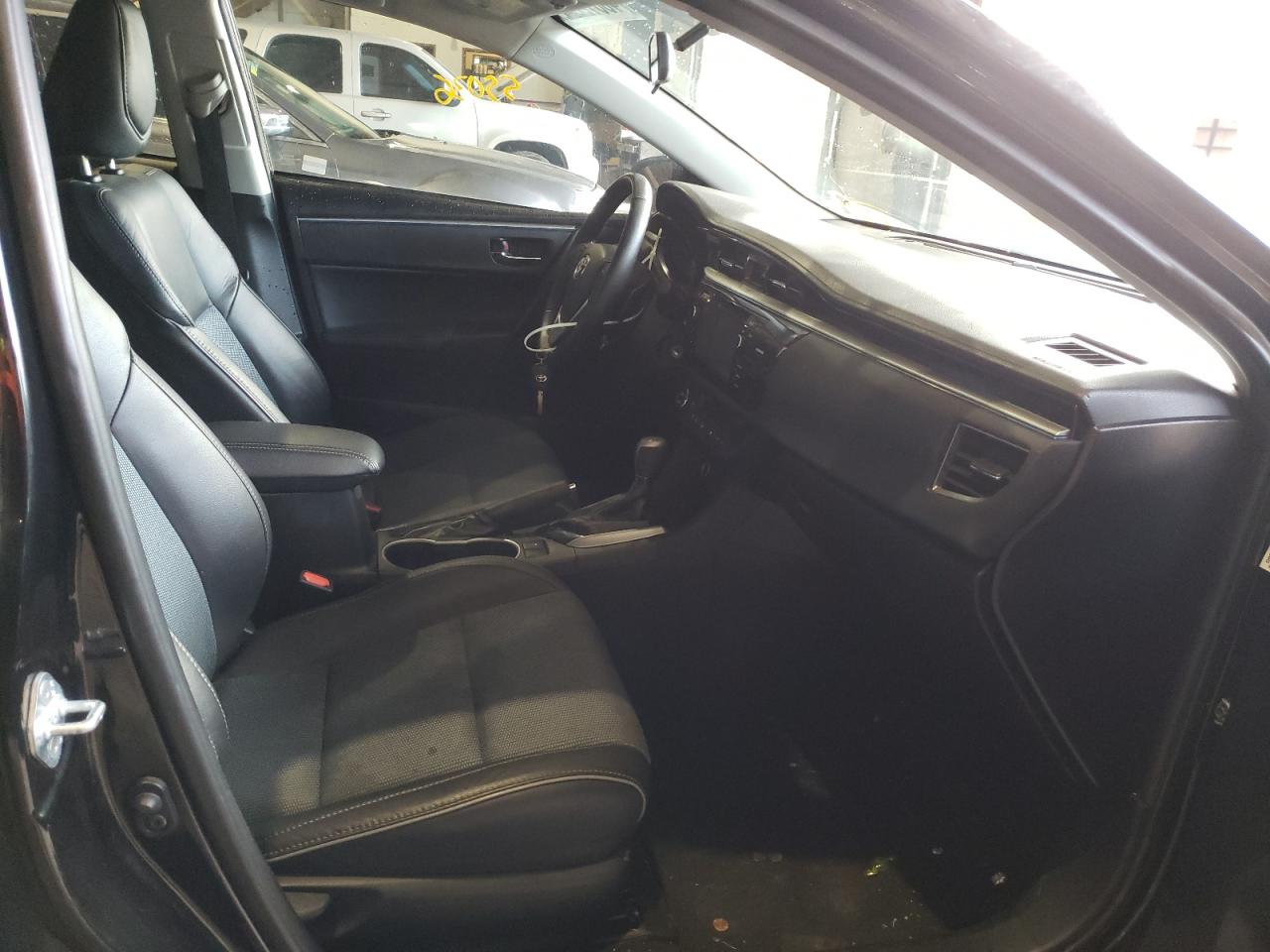 Photo 5 from auction – 2016 TOYOTA COROLLA L with VIN 2T1BURHE1GC729111