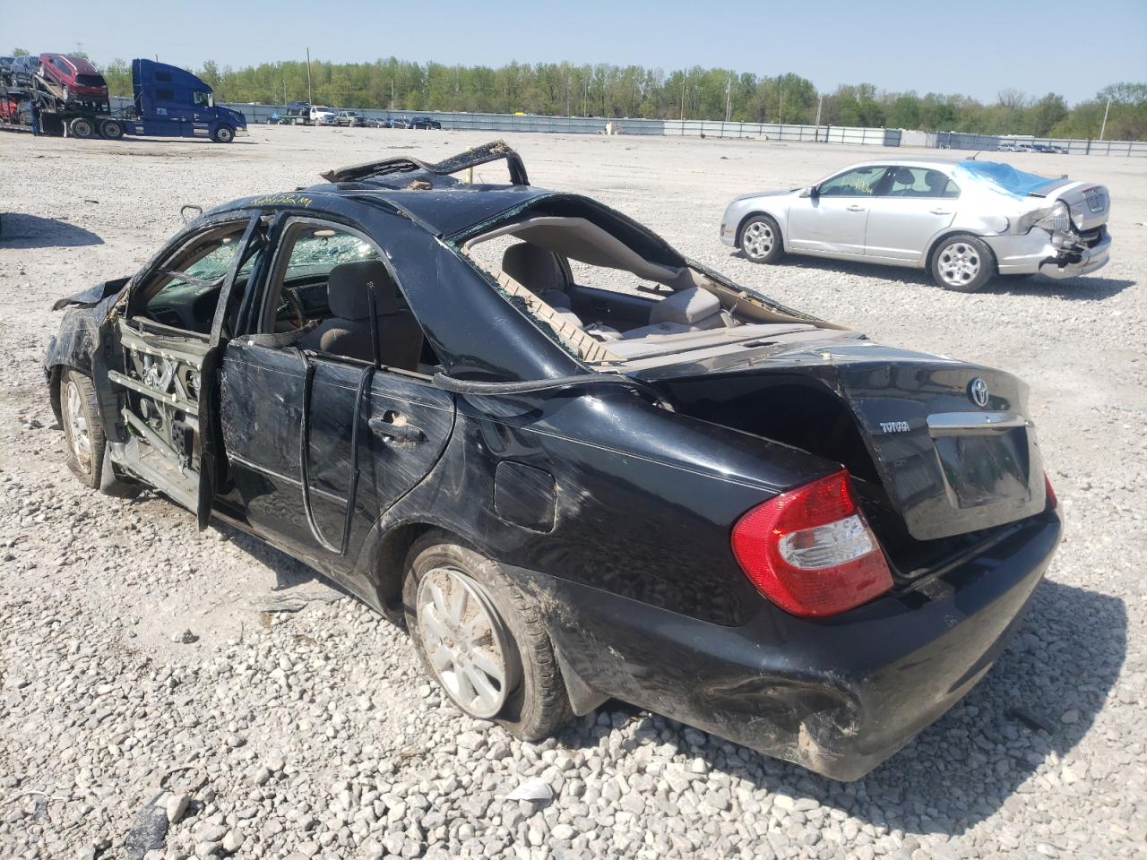 Photo 3 from auction – 2004 TOYOTA CAMRY LE with VIN 4T1BE32K64U262206