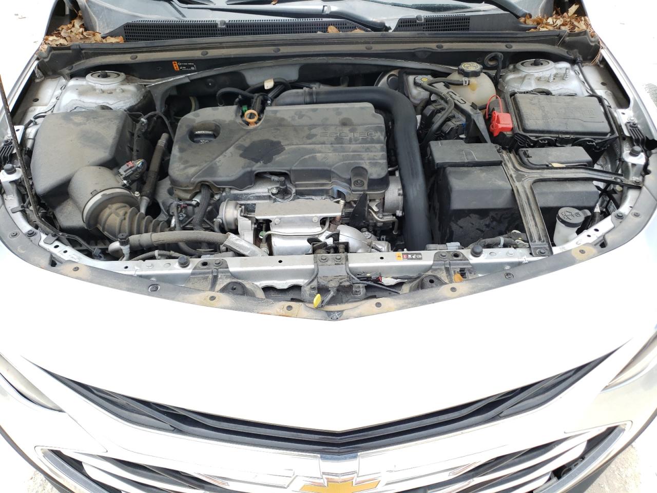 Photo 7 from auction – 2020 CHEVROLET MALIBU LT with VIN 1G1ZD5ST6LF094069