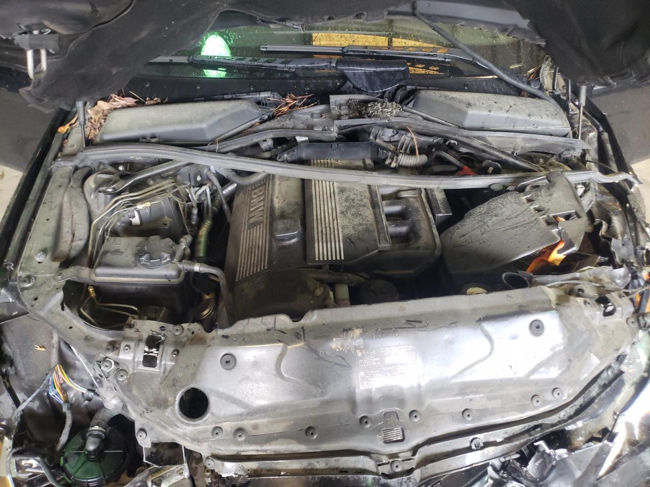Photo 7 from auction – 2005 BMW 525I with VIN WBANA53545B863898