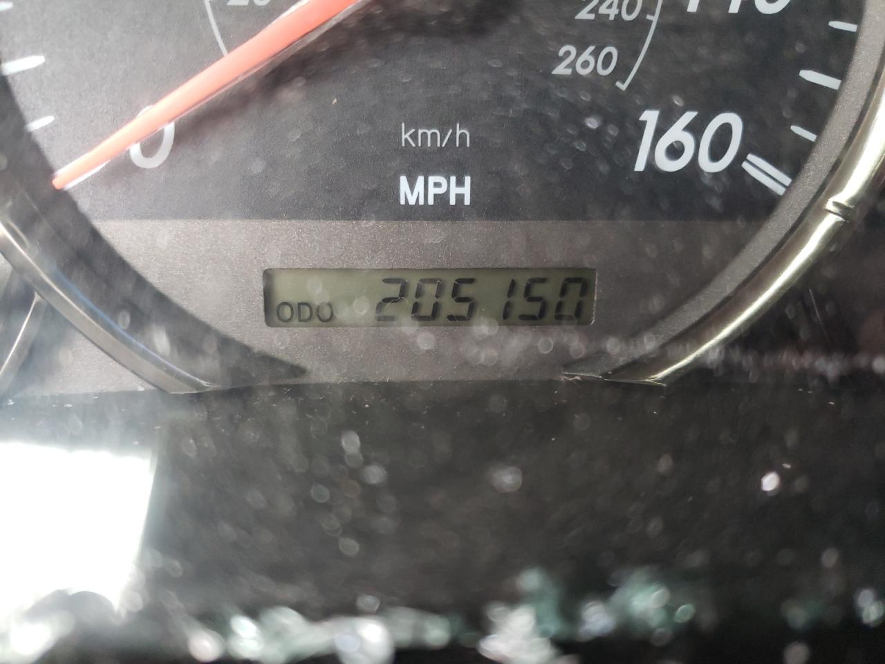 Photo 8 from auction – 2004 TOYOTA CAMRY SOLA with VIN 4T1CA38P14U013783