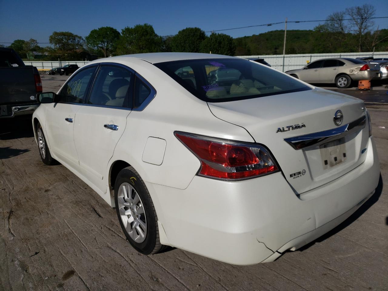 Photo 3 from auction – 2014 NISSAN ALTIMA 2.5 with VIN 1N4AL3AP4EC128231