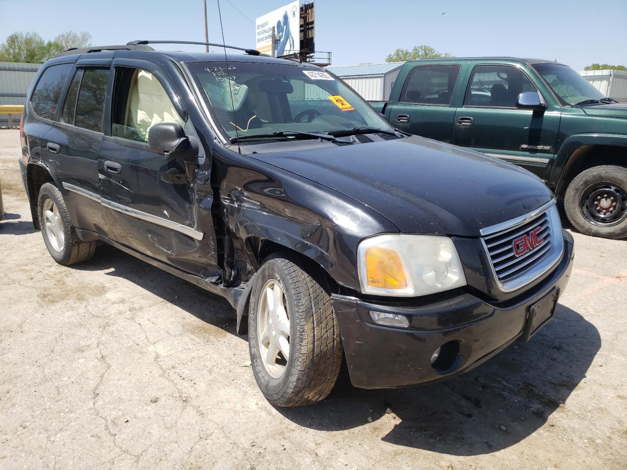 GMC ENVOY 2008 with VIN 1GKDT13S382186357 - Photo from auction