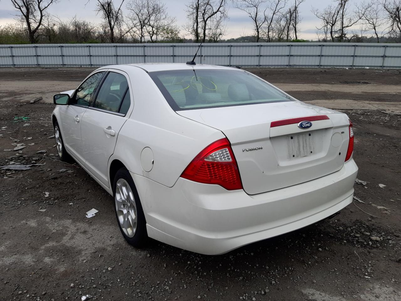 Photo 3 from auction – 2011 FORD FUSION SE with VIN 3FAHP0HA4BR205941