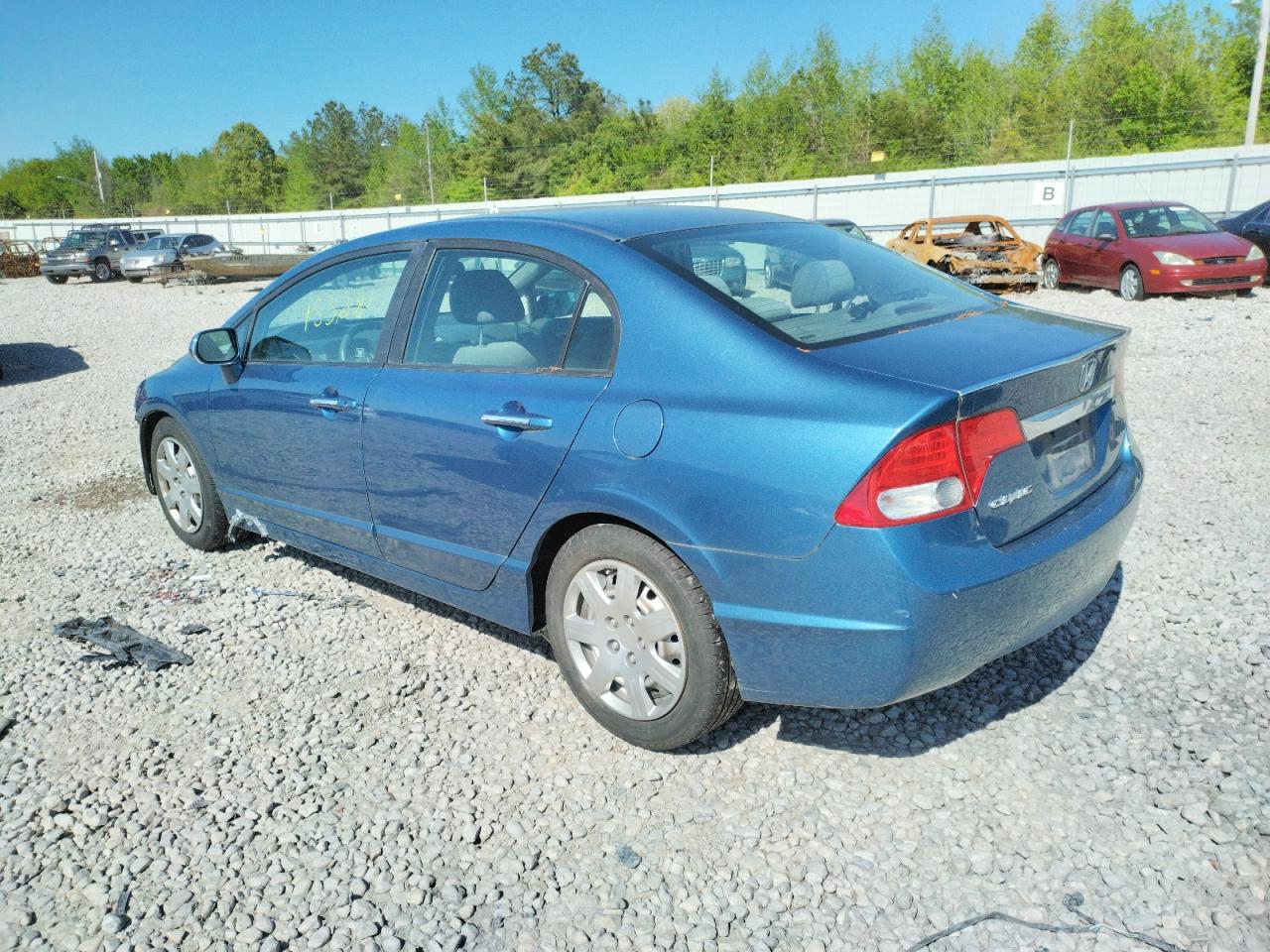 Photo 3 from auction – 2011 HONDA CIVIC LX with VIN 19XFA1F58BE047917