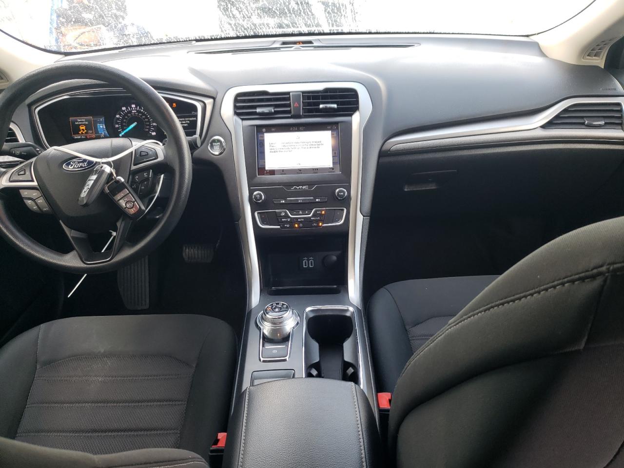 Photo 9 from auction – 2019 FORD FUSION SE with VIN 3FA6P0HD7KR276049