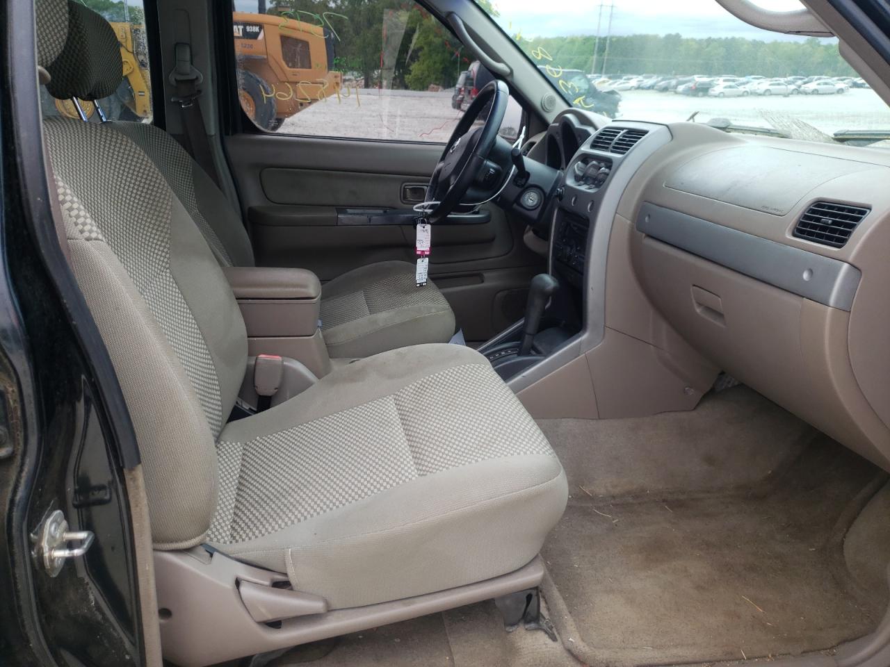 Photo 5 from auction – 2002 NISSAN FRONTIER C with VIN 1N6ED27T22C357202