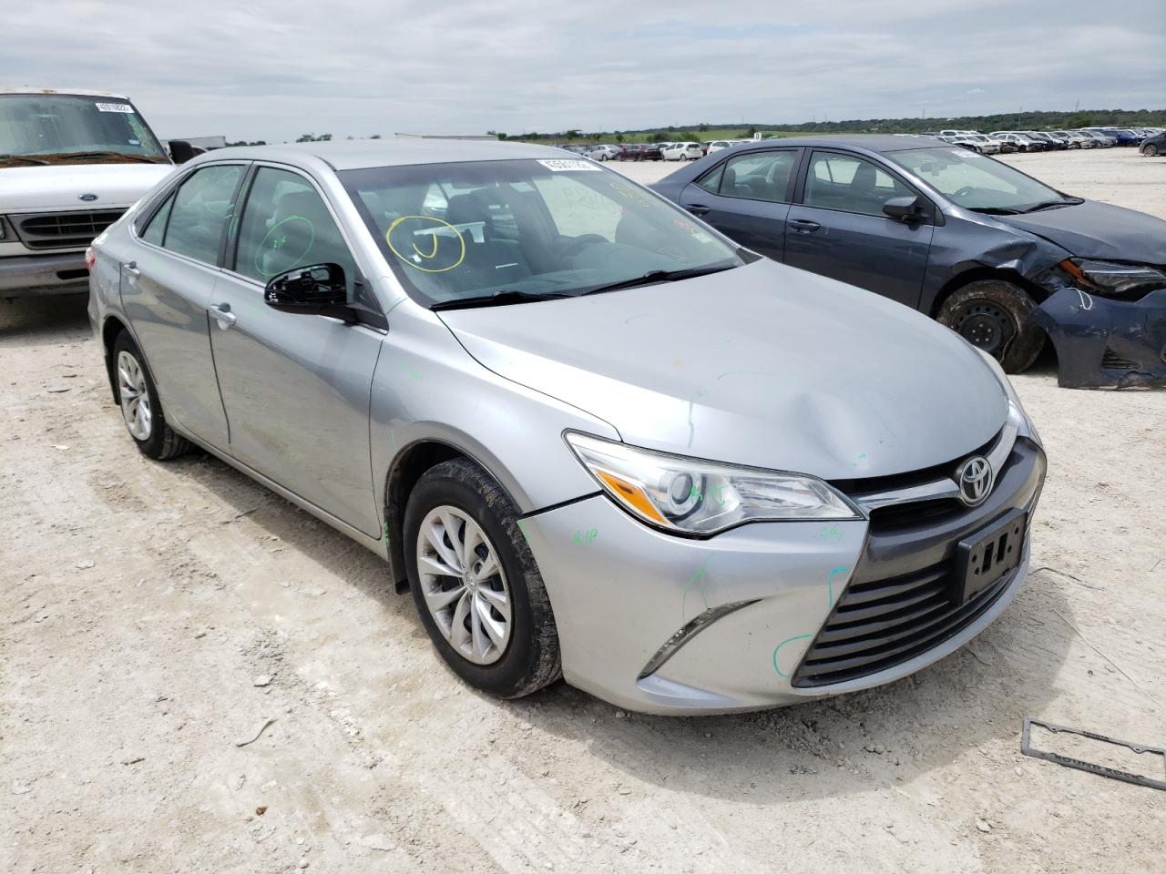 Photo 1 from auction – 2015 TOYOTA CAMRY LE with VIN 4T4BF1FK6FR480375