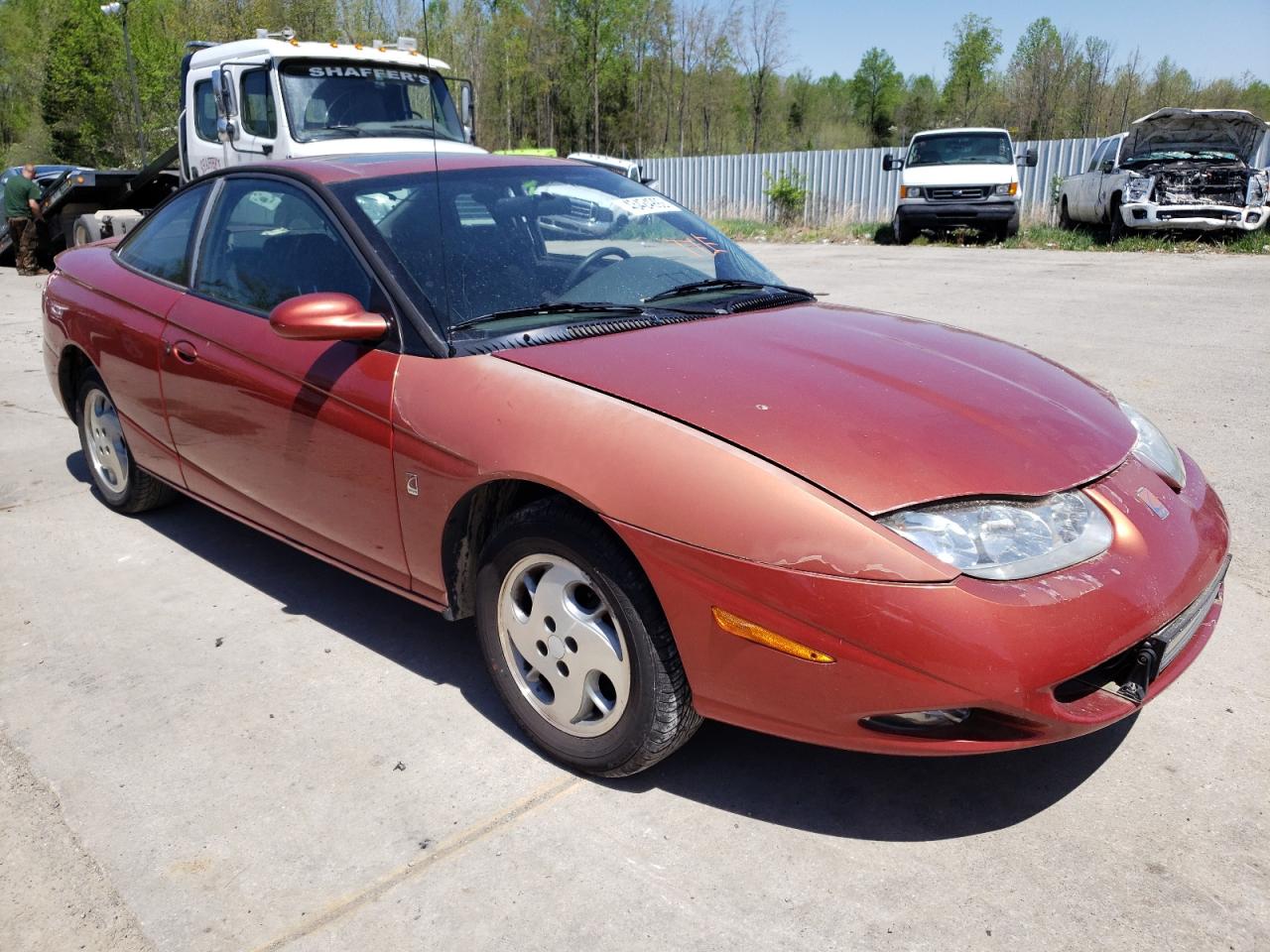 SATURN SC2 2002 with VIN 1G8ZR12772Z217745 - Photo from auction