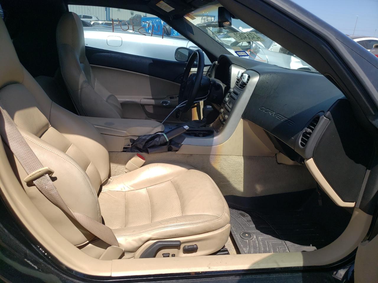 Photo 5 from auction – 2005 CHEVROLET CORVETTE with VIN 1G1YY24U755106078