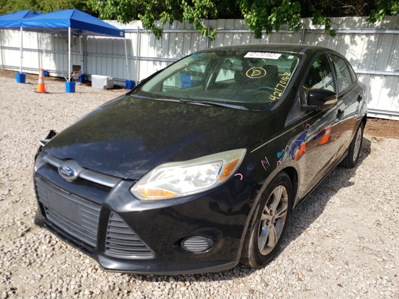 Photo 2 from auction – 2014 FORD FOCUS SE with VIN 1FADP3F2XEL257671