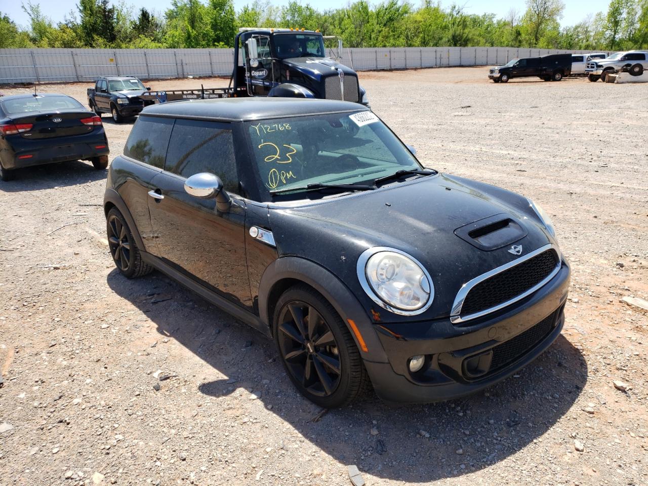 MINI COOPER S 2011 with VIN WMWSV3C59BTY12768 - Photo from auction