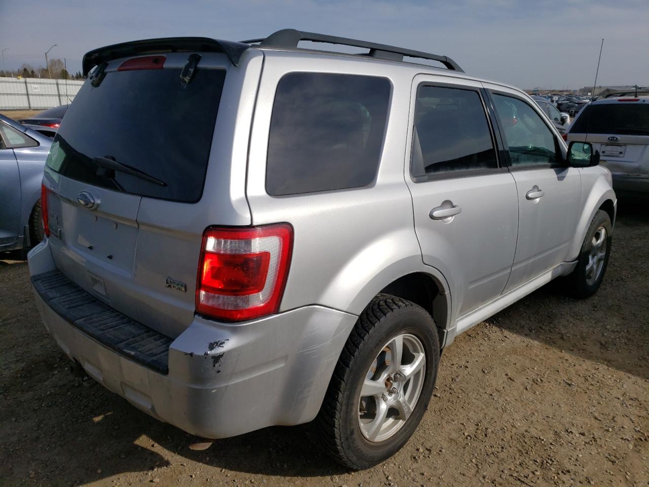 Photo 4 from auction – 2010 FORD ESCAPE XLT with VIN 1FMCU9DG2AKC98727