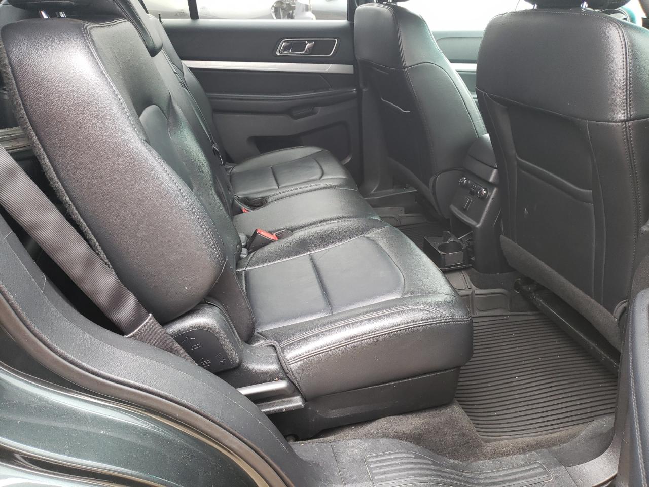 Photo 6 from auction – 2016 FORD EXPLORER X with VIN 1FM5K8D85GGB87537