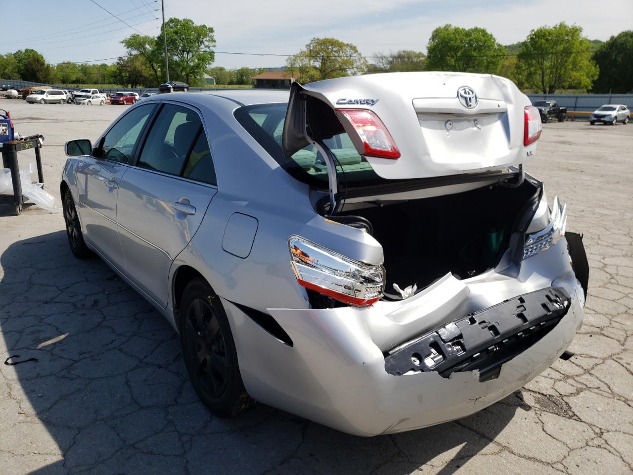 Photo 3 from auction – 2010 TOYOTA CAMRY BASE with VIN 4T1BF3EK5AU012024