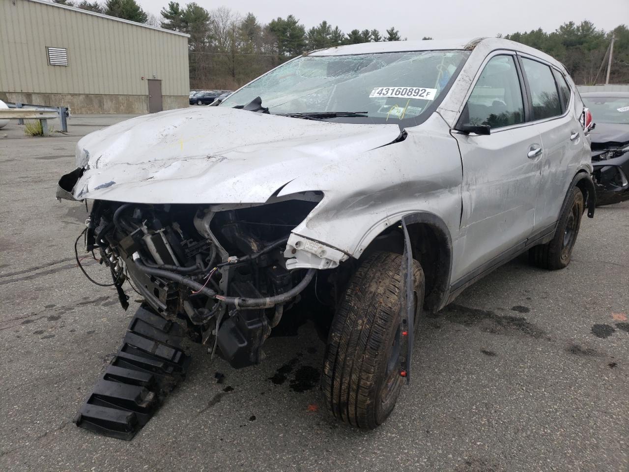 Photo 2 from auction – 2014 NISSAN ROGUE S with VIN 5N1AT2MV8EC764192