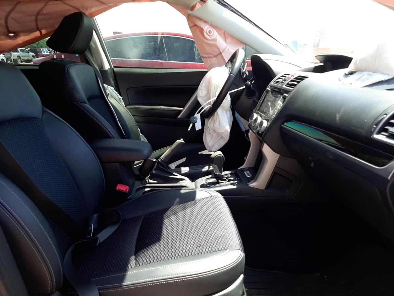 Photo 5 from auction – 2018 SUBARU FORESTER 2 with VIN JF2SJAGC4JH605297