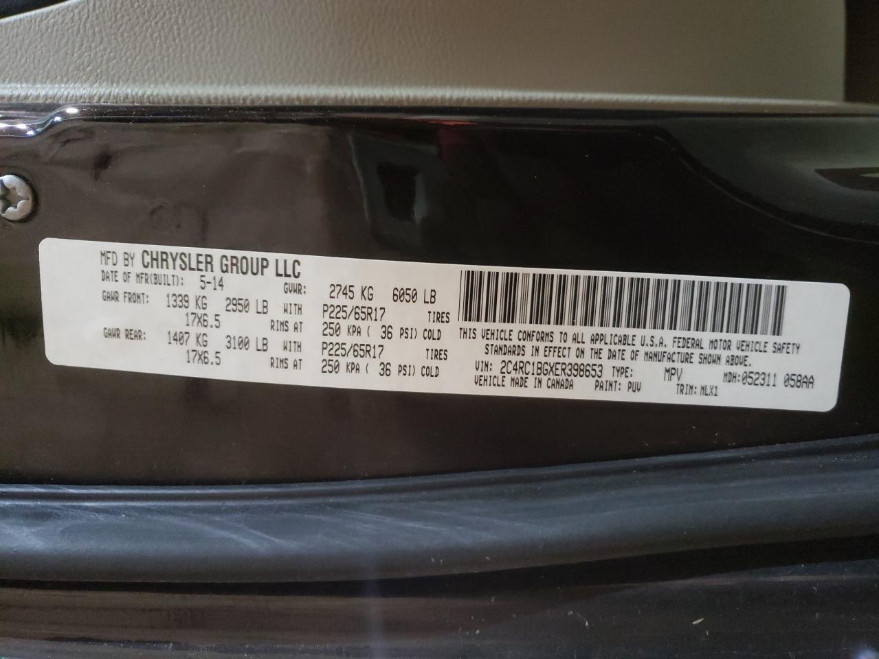 Photo 10 from auction – 2014 CHRYSLER TOWN & COU with VIN 2C4RC1BGXER398653