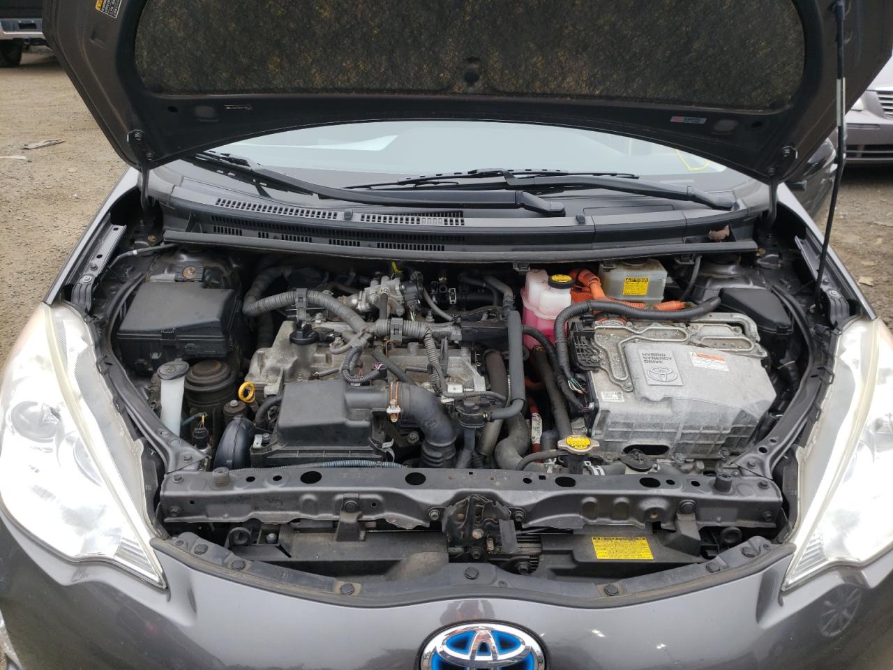 Photo 7 from auction – 2012 TOYOTA PRIUS C with VIN JTDKDTB34C1507116