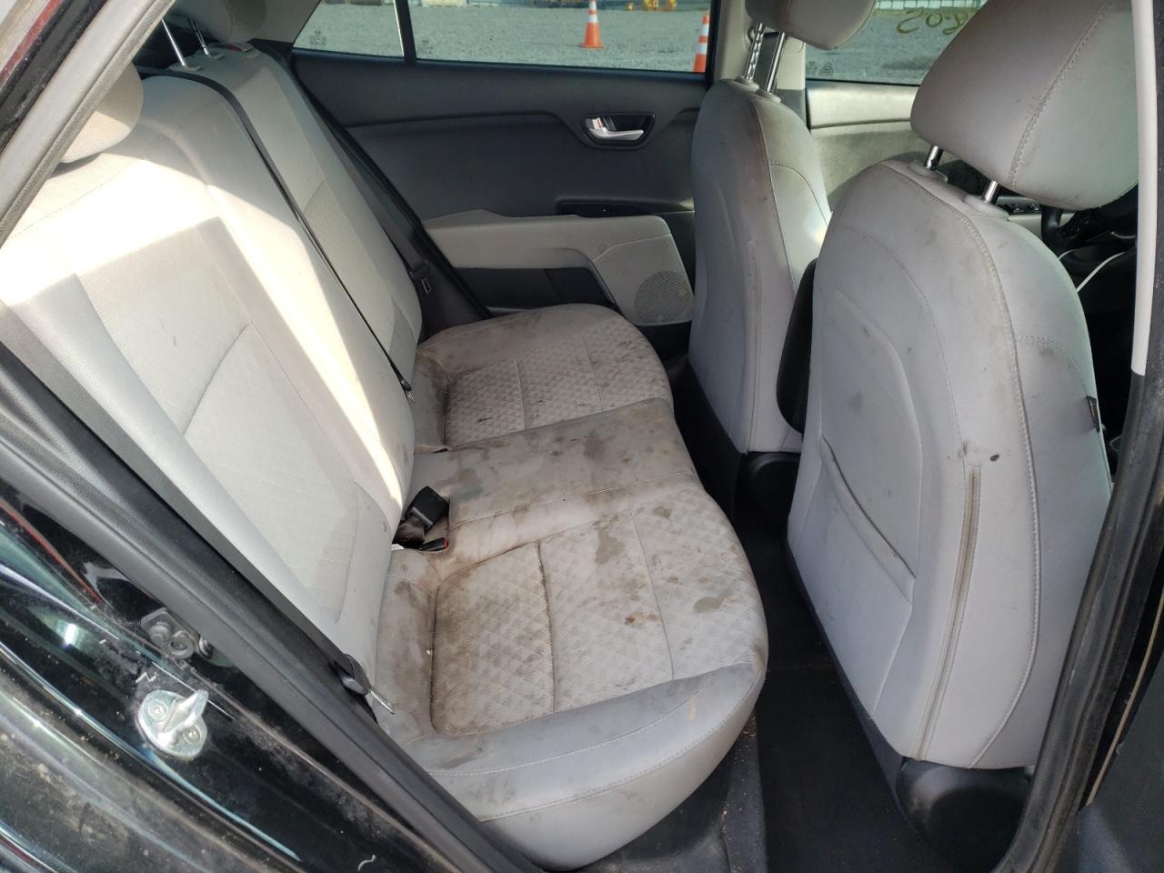 Photo 6 from auction – 2019 KIA RIO S with VIN 3KPA24AB5KE209346