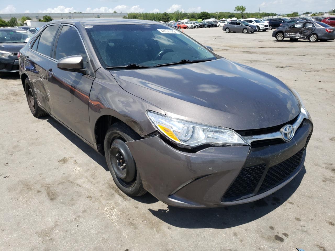 TOYOTA CAMRY LE 2016 with VIN 4T1BF1FK5GU139285 - Photo from auction