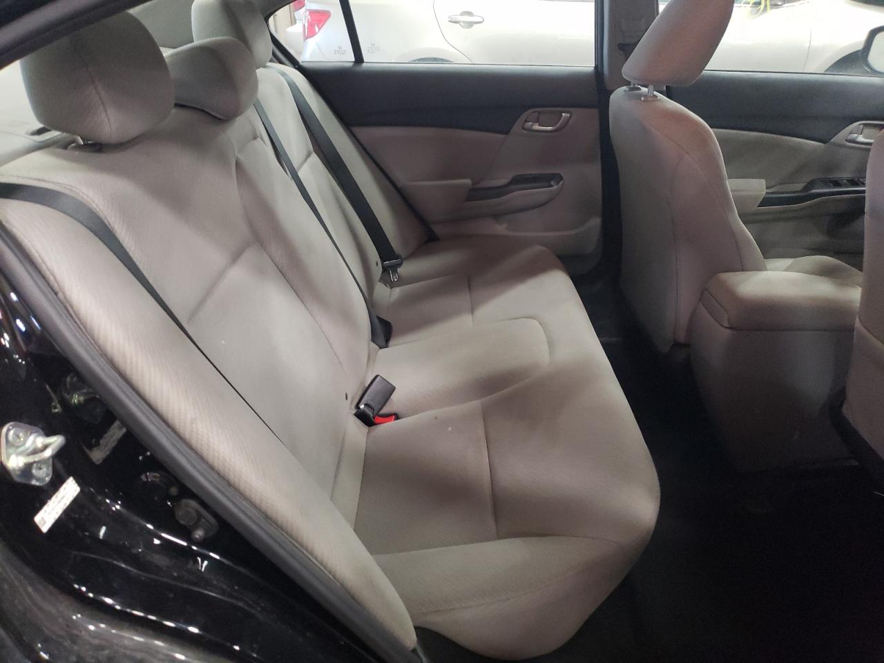 Photo 6 from auction – 2013 HONDA CIVIC with VIN 19XFB2F57DE098010