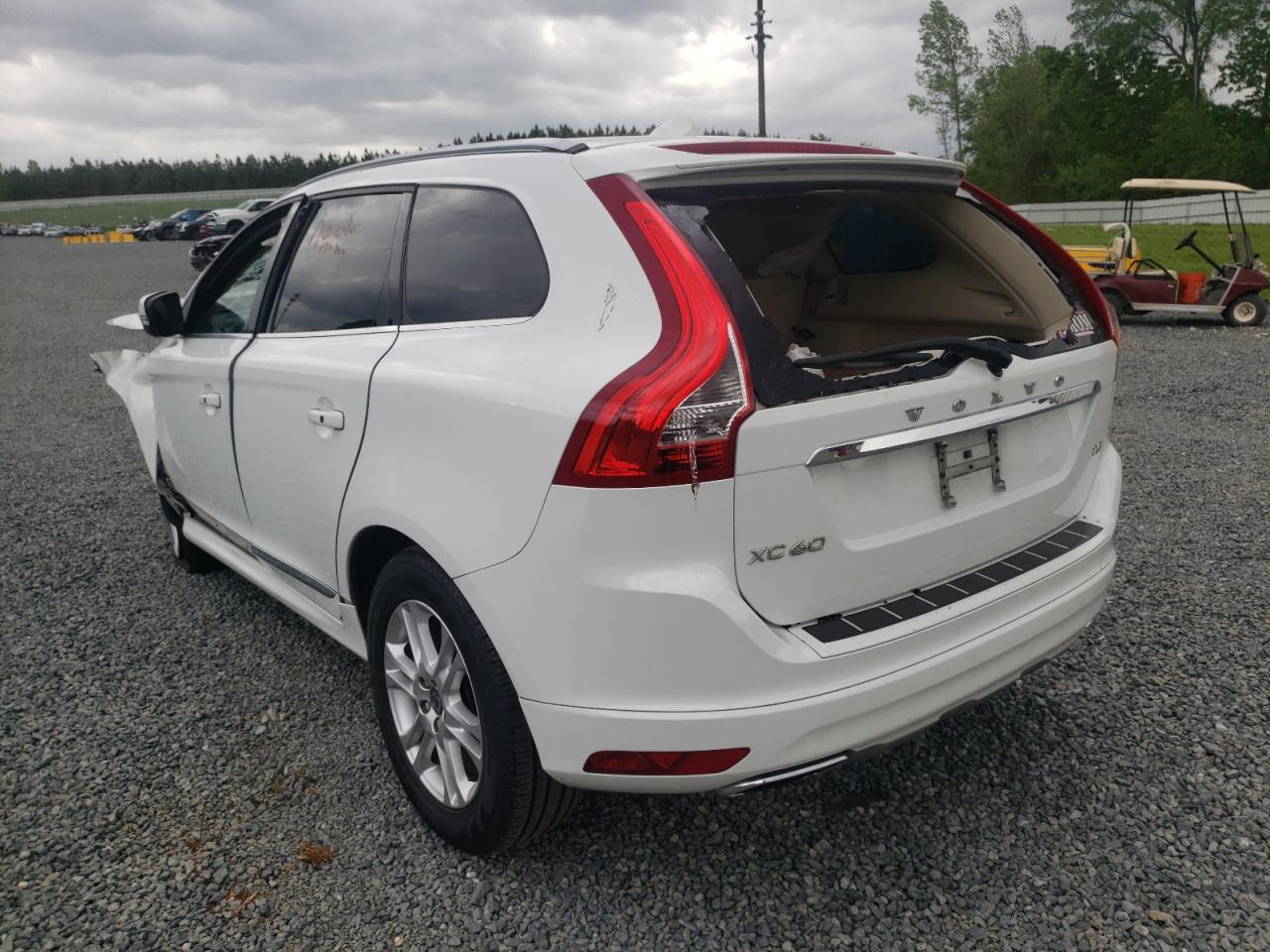 Photo 3 from auction – 2016 VOLVO XC60 T5 PR with VIN YV440MDK5G2781727