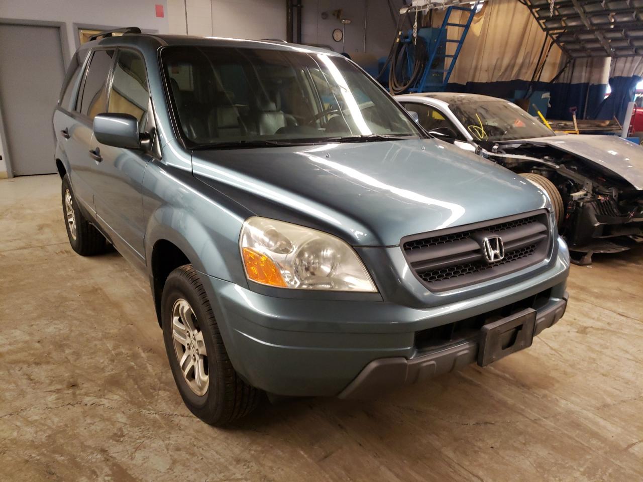 HONDA PILOT EXL 2005 مع رقم تعريف المركبة 5FNYF18685B021042 - صورة من المزاد