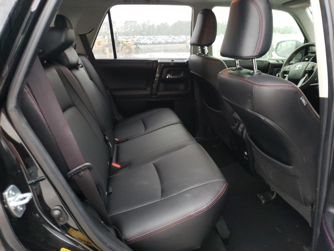Photo 6 from auction – 2019 TOYOTA 4RUNNER SR with VIN JTEBU5JR5K5726221