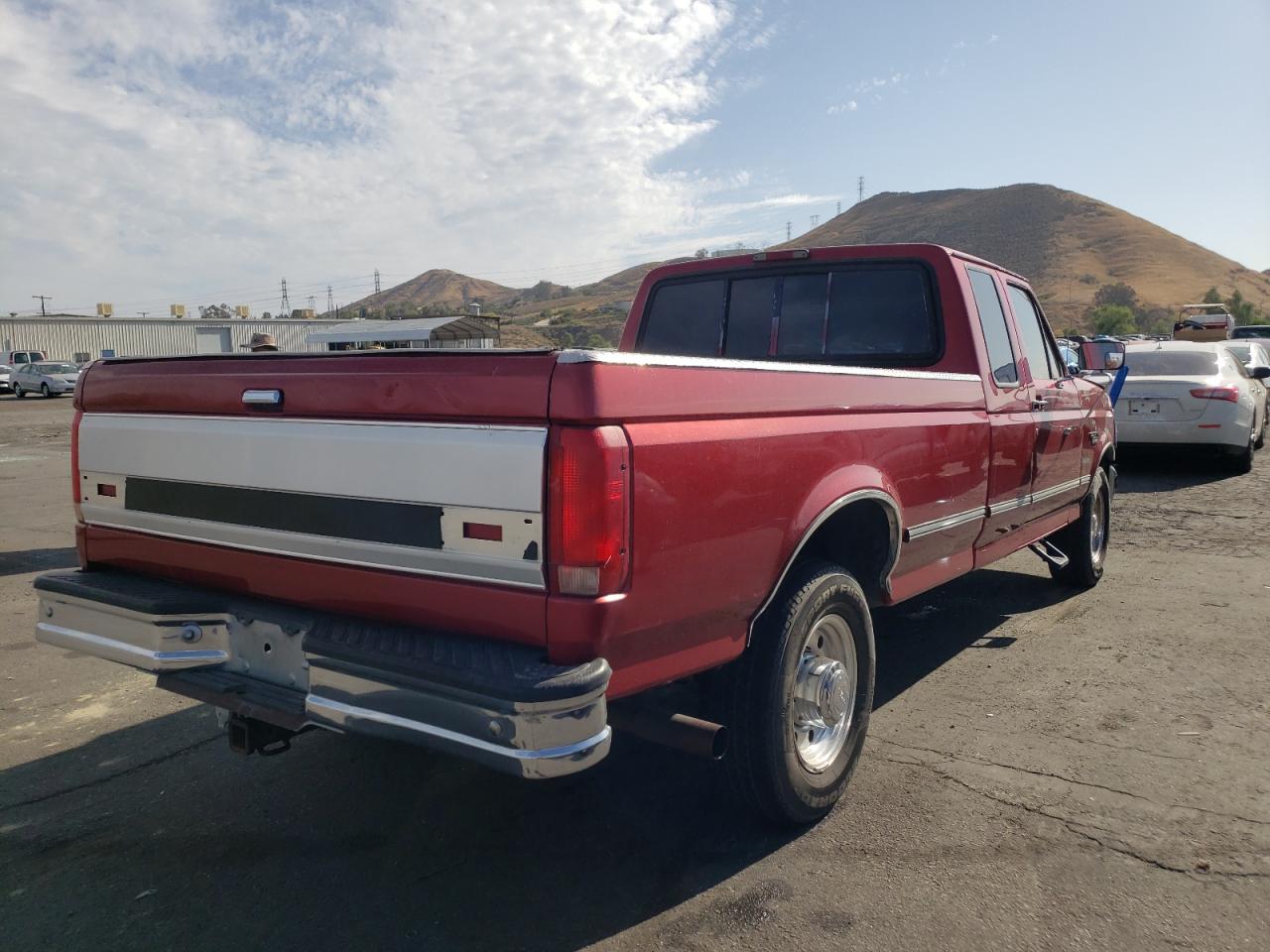 Photo 4 from auction – 1996 FORD F250 with VIN 1FTHX25H6TEB26590