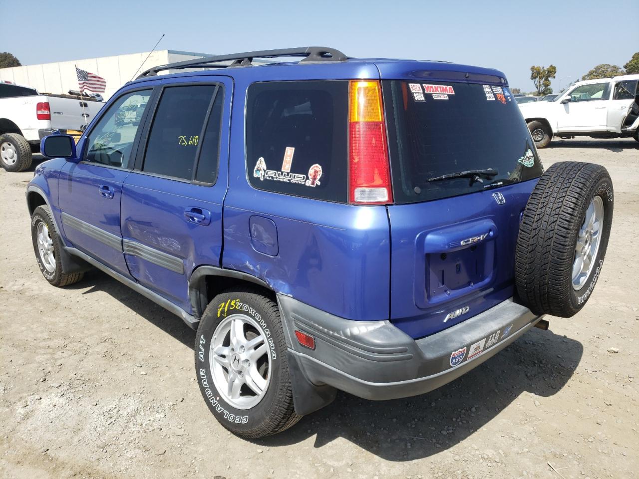 Photo 3 from auction – 2000 HONDA CR-V EX with VIN JHLRD1765YC033214