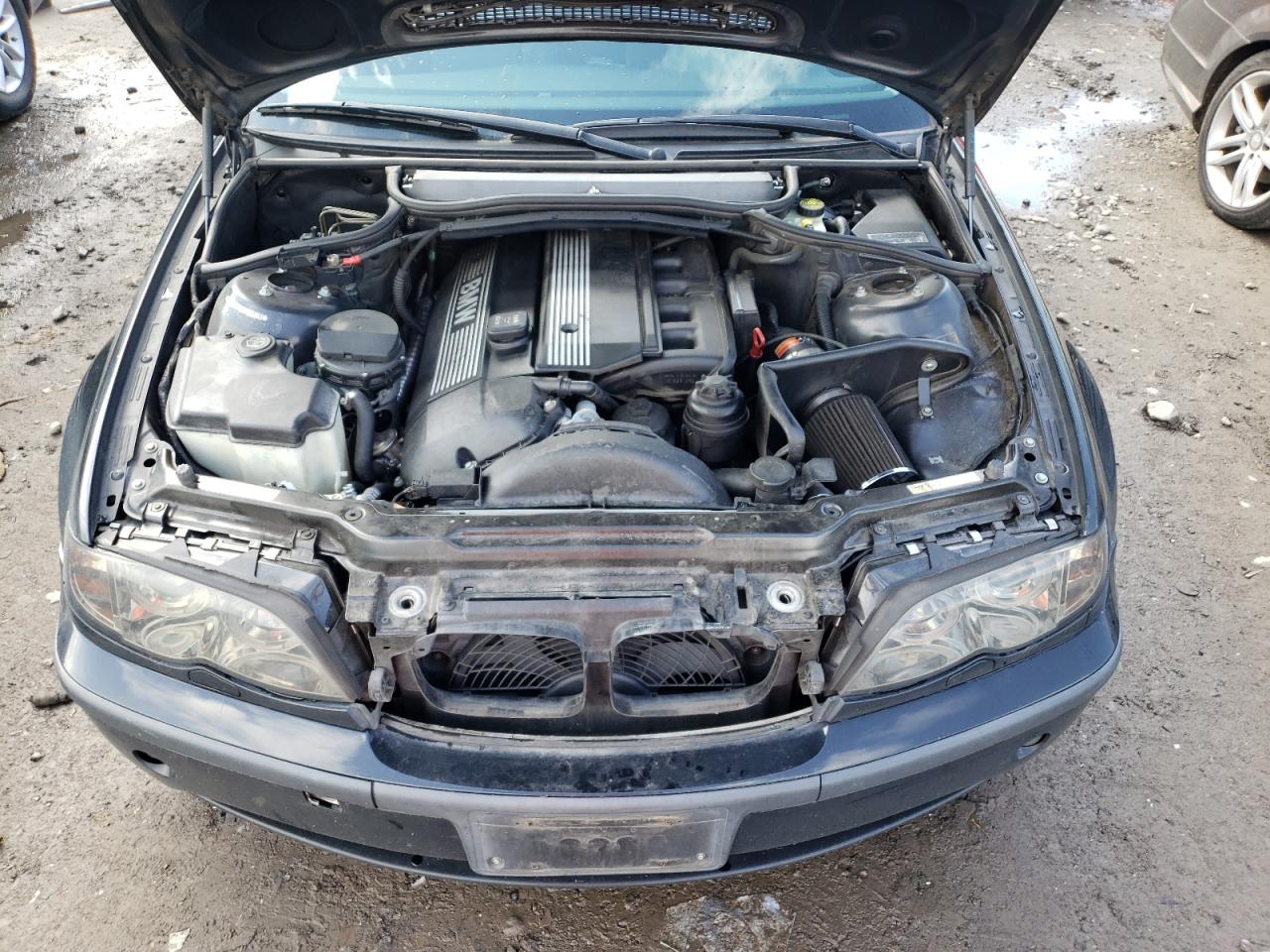 Photo 7 from auction – 2005 BMW 325 XI with VIN WBAEU33435PR14863