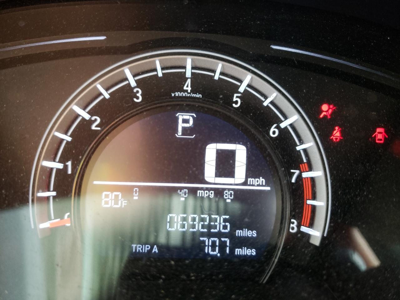Photo 8 from auction – 2019 HONDA CR-V LX with VIN 2HKRW5H33KH407883