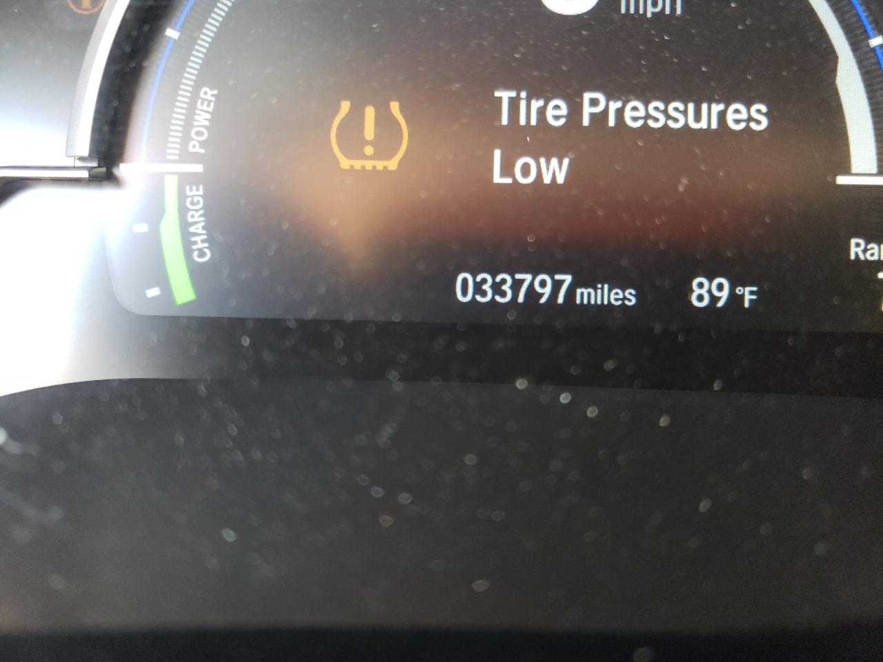 Photo 8 from auction – 2019 HONDA CLARITY with VIN JHMZC5F12KC002277