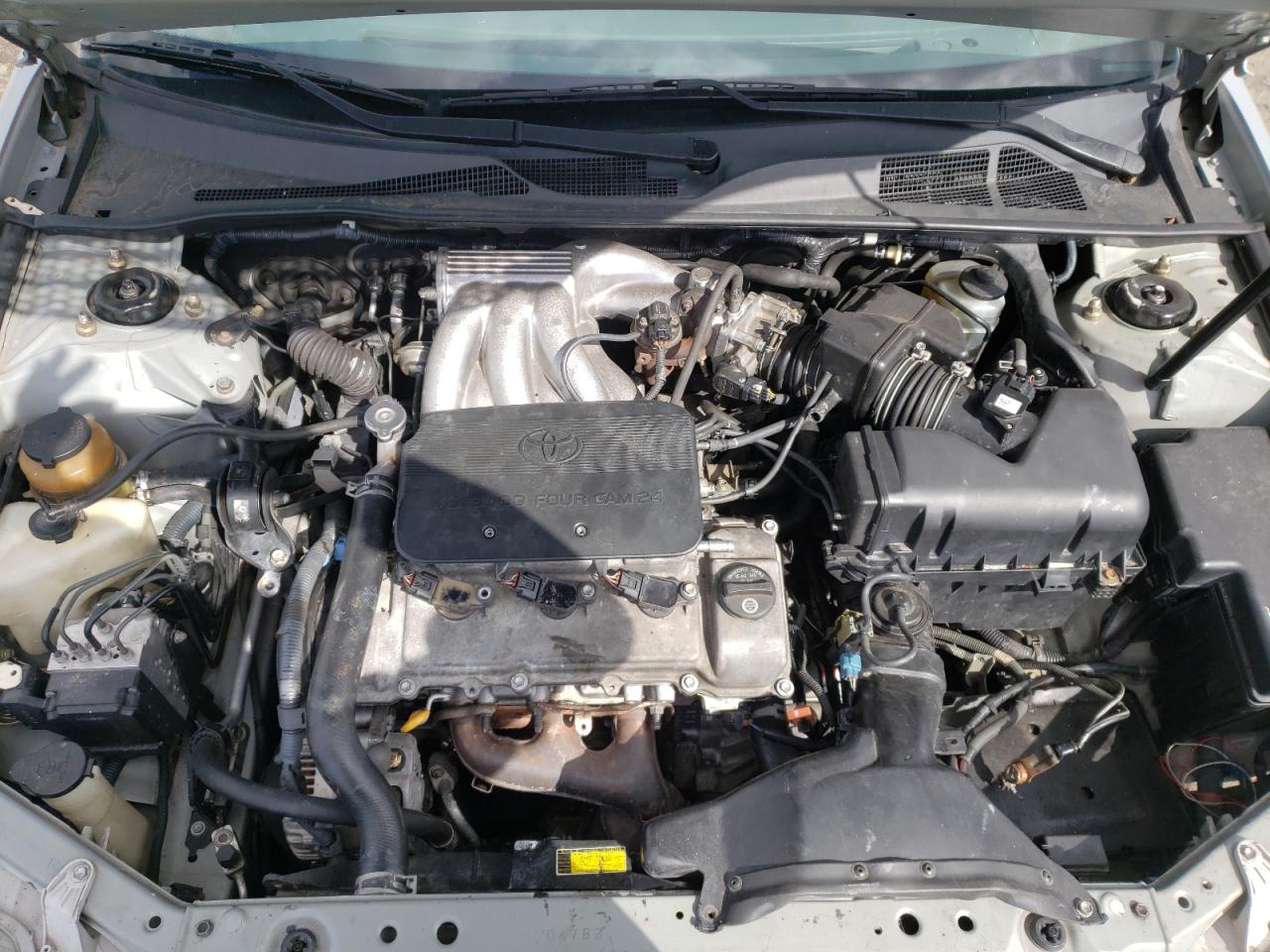 Photo 7 from auction – 2002 TOYOTA CAMRY LE with VIN 4T1BF30K92U001584