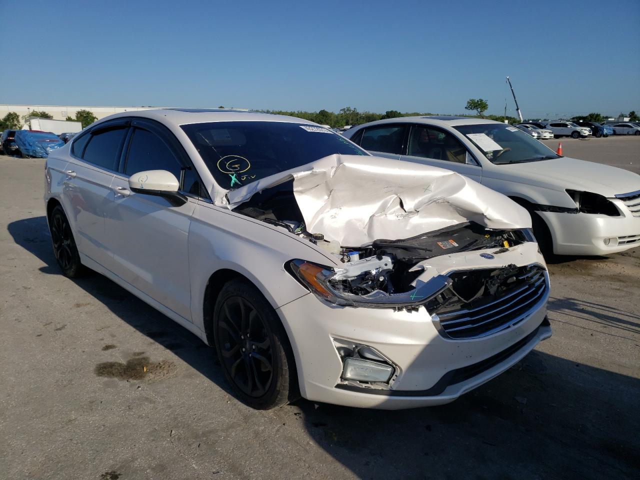 FORD FUSION SE 2019 with VIN 3FA6P0HD5KR127901 - Photo from auction