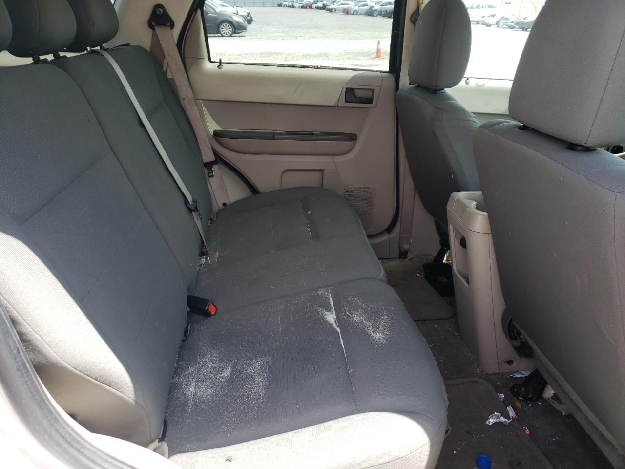 Photo 6 from auction – 2009 FORD ESCAPE XLS with VIN 1FMCU02779KB21973