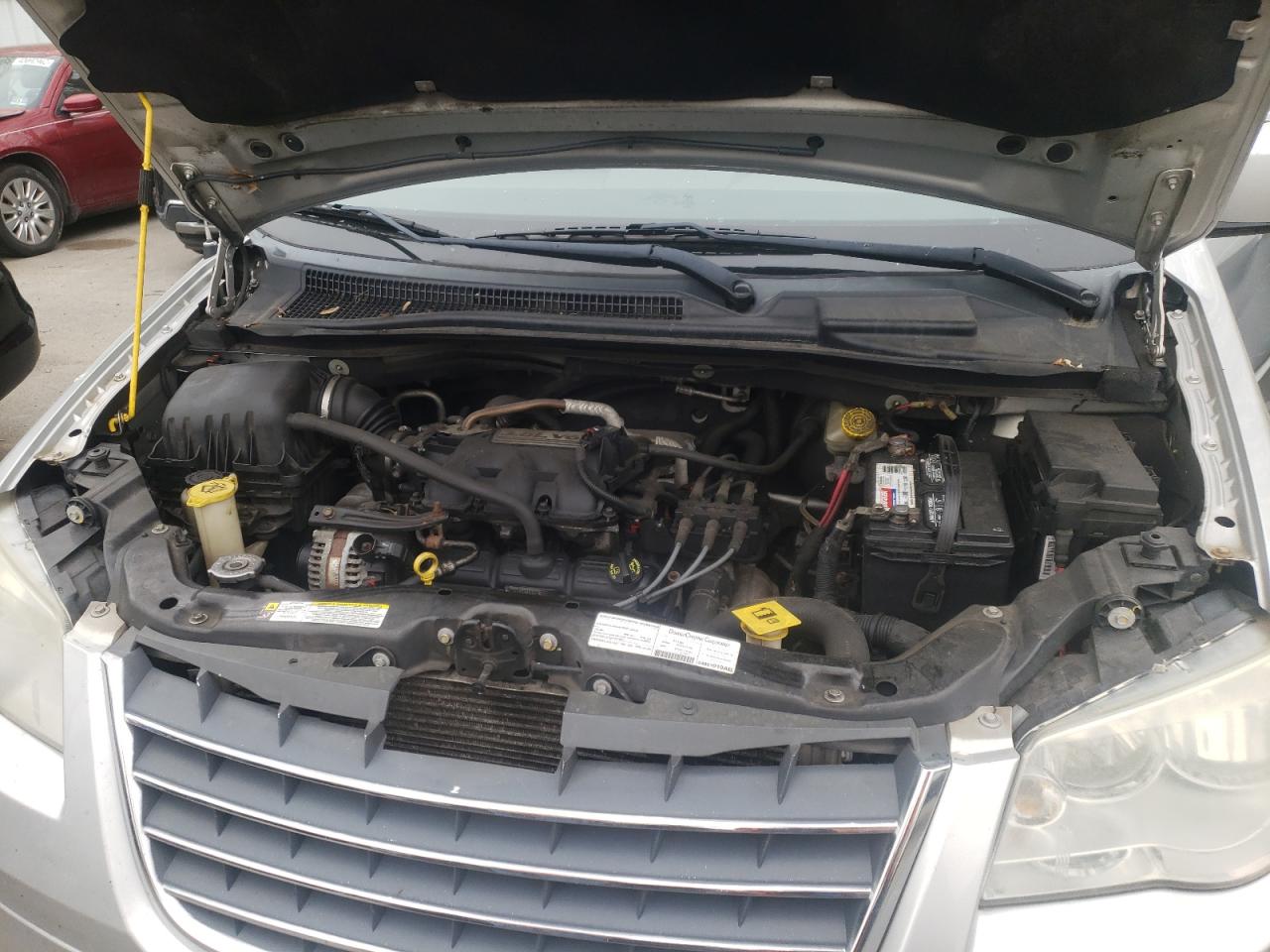 Photo 7 from auction – 2008 CHRYSLER TOWN & COU with VIN 2A8HR54P78R107795