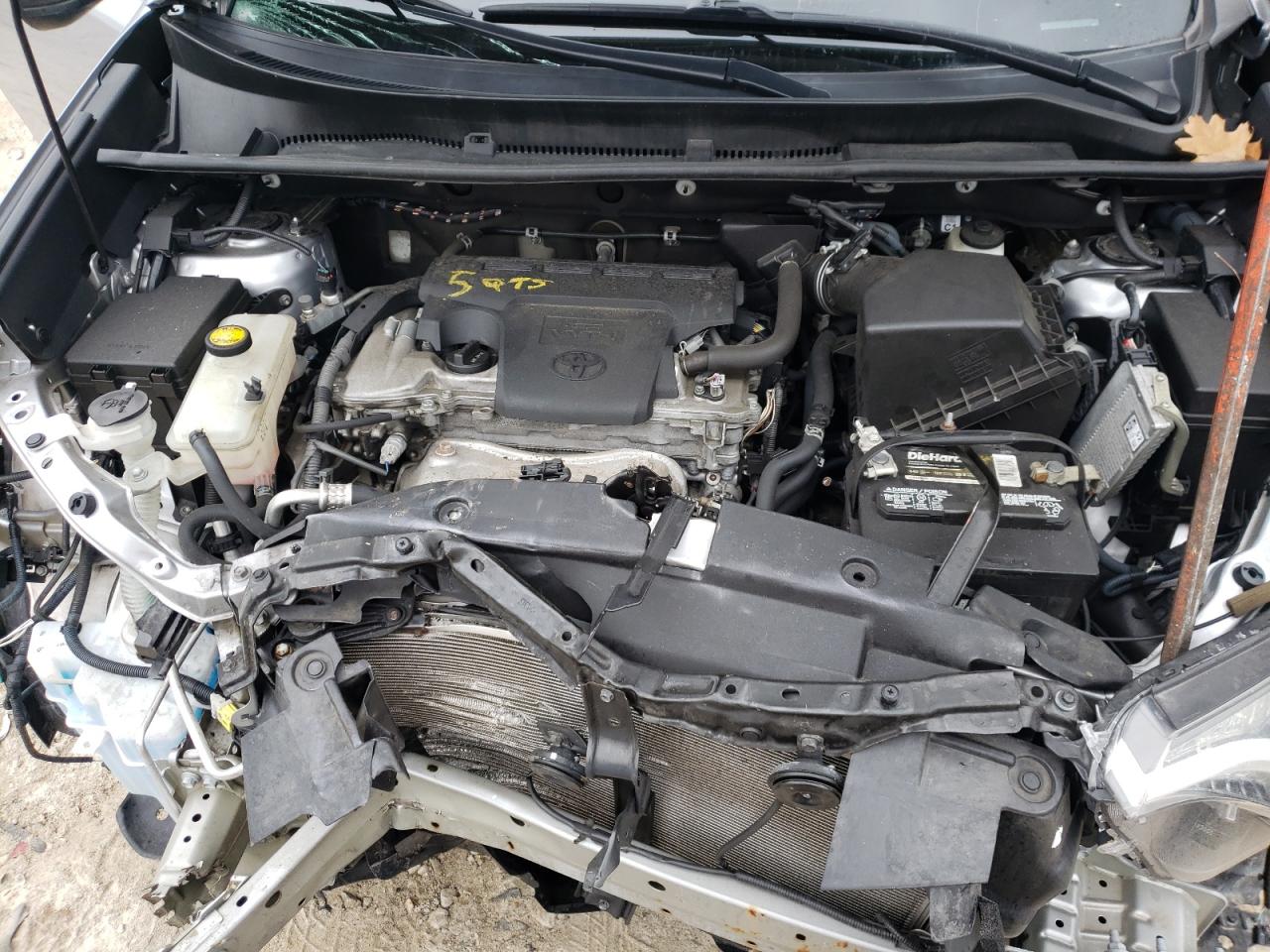 Photo 7 from auction – 2017 TOYOTA RAV4 LE with VIN 2T3BFREV2HW611395