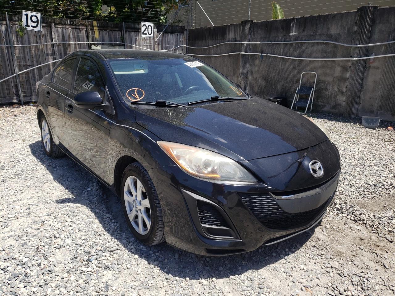 MAZDA 3 I 2011 with VIN JM1BL1VG5B1357943 - Photo from auction
