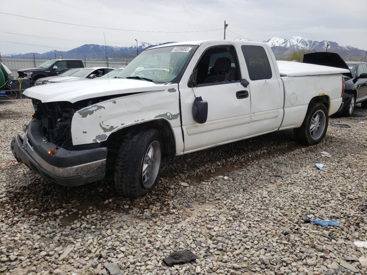 Photo 2 from auction – 2004 CHEVROLET SILVERADO with VIN 2GCEC19TX41294596