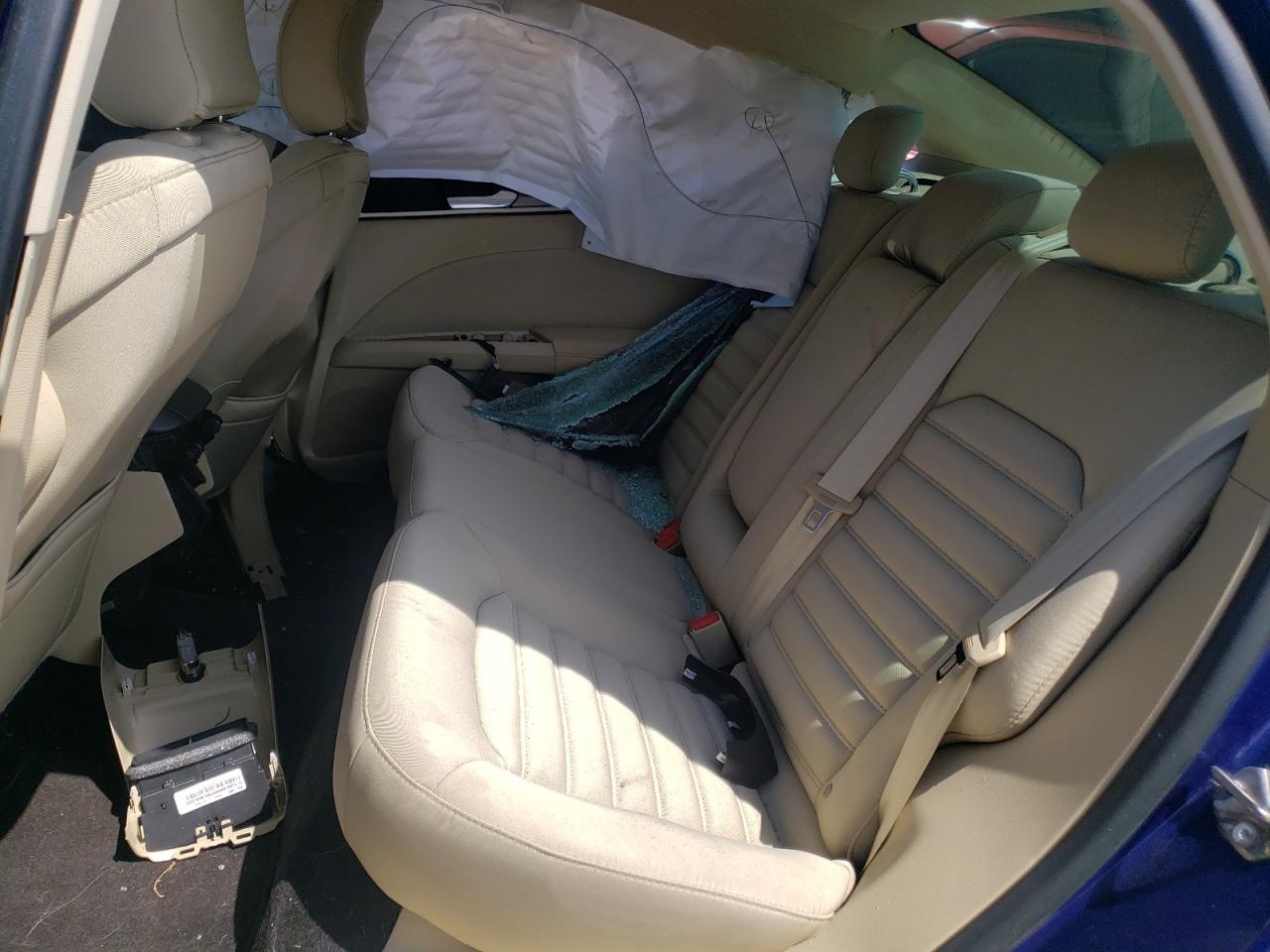 Photo 6 from auction – 2015 FORD FUSION SE with VIN 3FA6P0H77FR186609