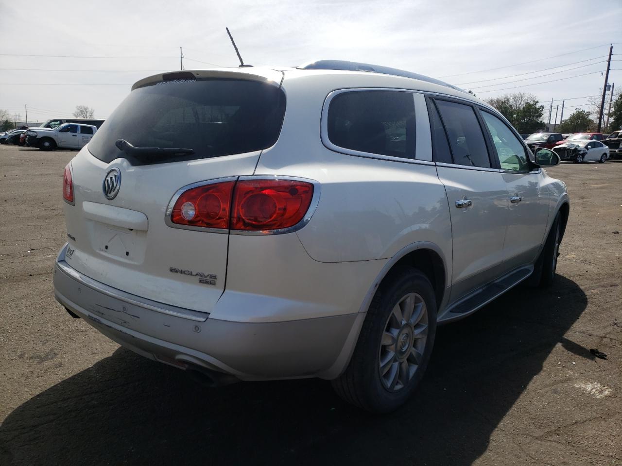 Photo 4 from auction – 2011 BUICK ENCLAVE CX with VIN 5GAKVCED1BJ127006