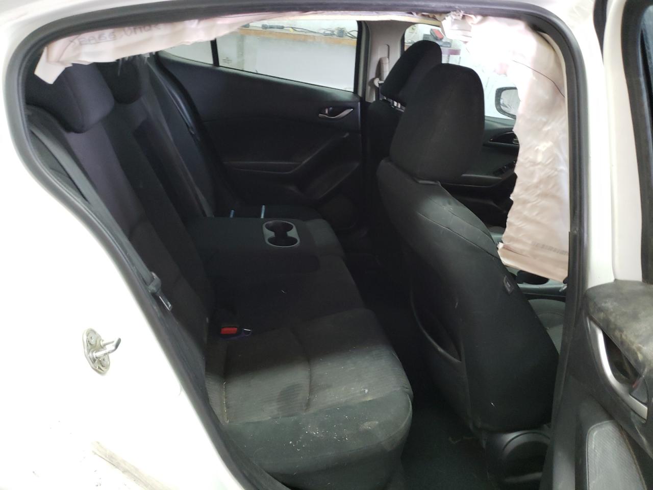 Photo 6 from auction – 2014 MAZDA 3 TOURING with VIN JM1BM1V72E1180415