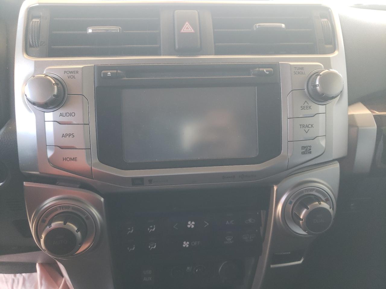 Photo 9 from auction – 2016 TOYOTA 4RUNNER SR with VIN JTEBU5JR4G5390004