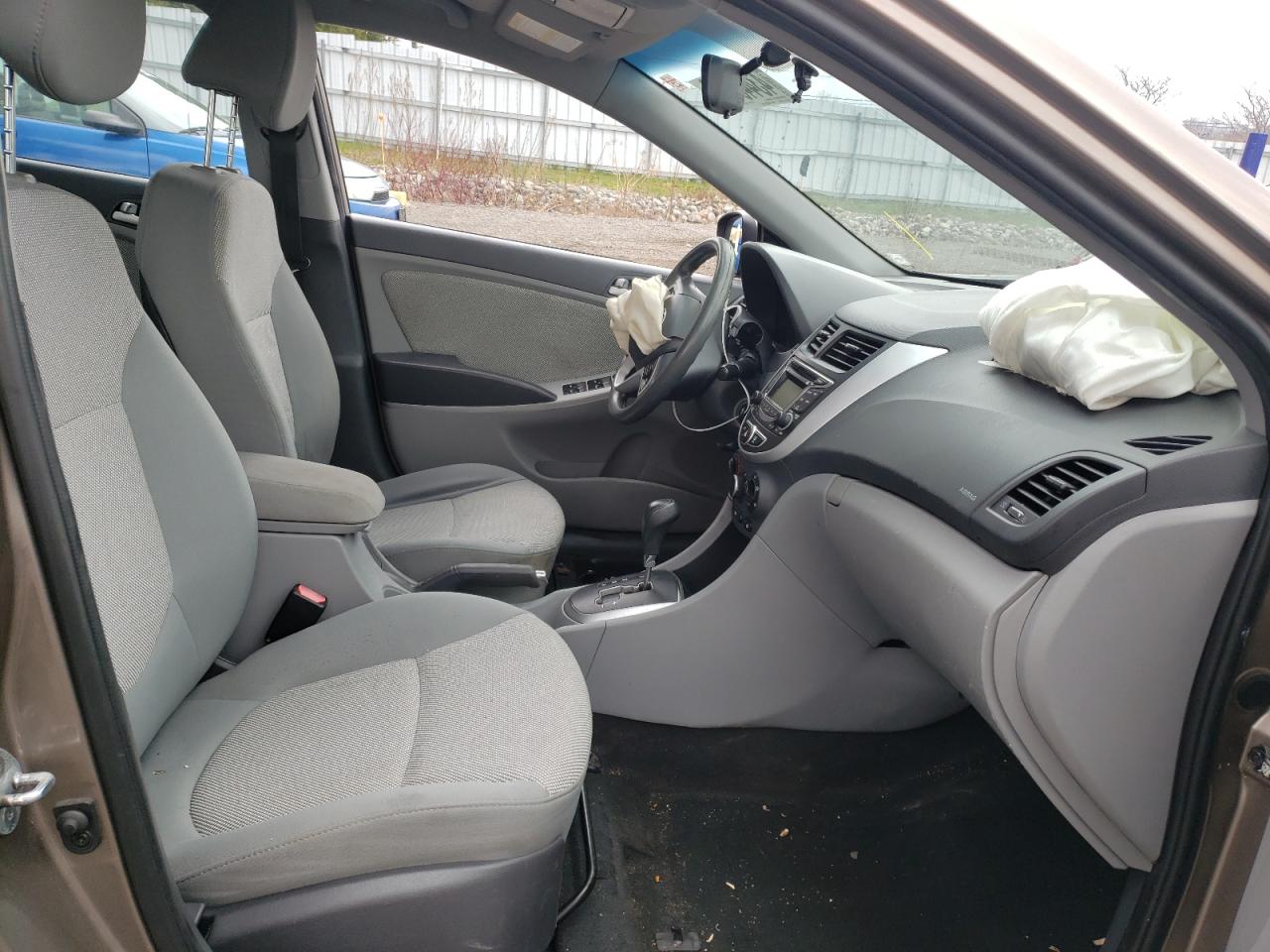 Photo 5 from auction – 2013 HYUNDAI ACCENT GLS with VIN KMHCT4AE2DU275630